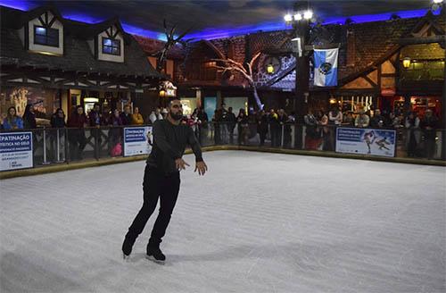 Esportes de Inverno - Gramado recebe Campeonato Brasileiro de Patinação Artística no Gelo